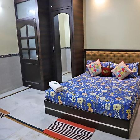 Hotel Traditional Inn New Delhi Exterior photo