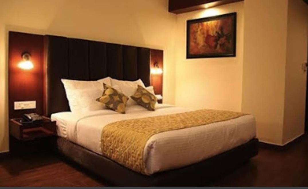 Hotel Traditional Inn New Delhi Exterior photo