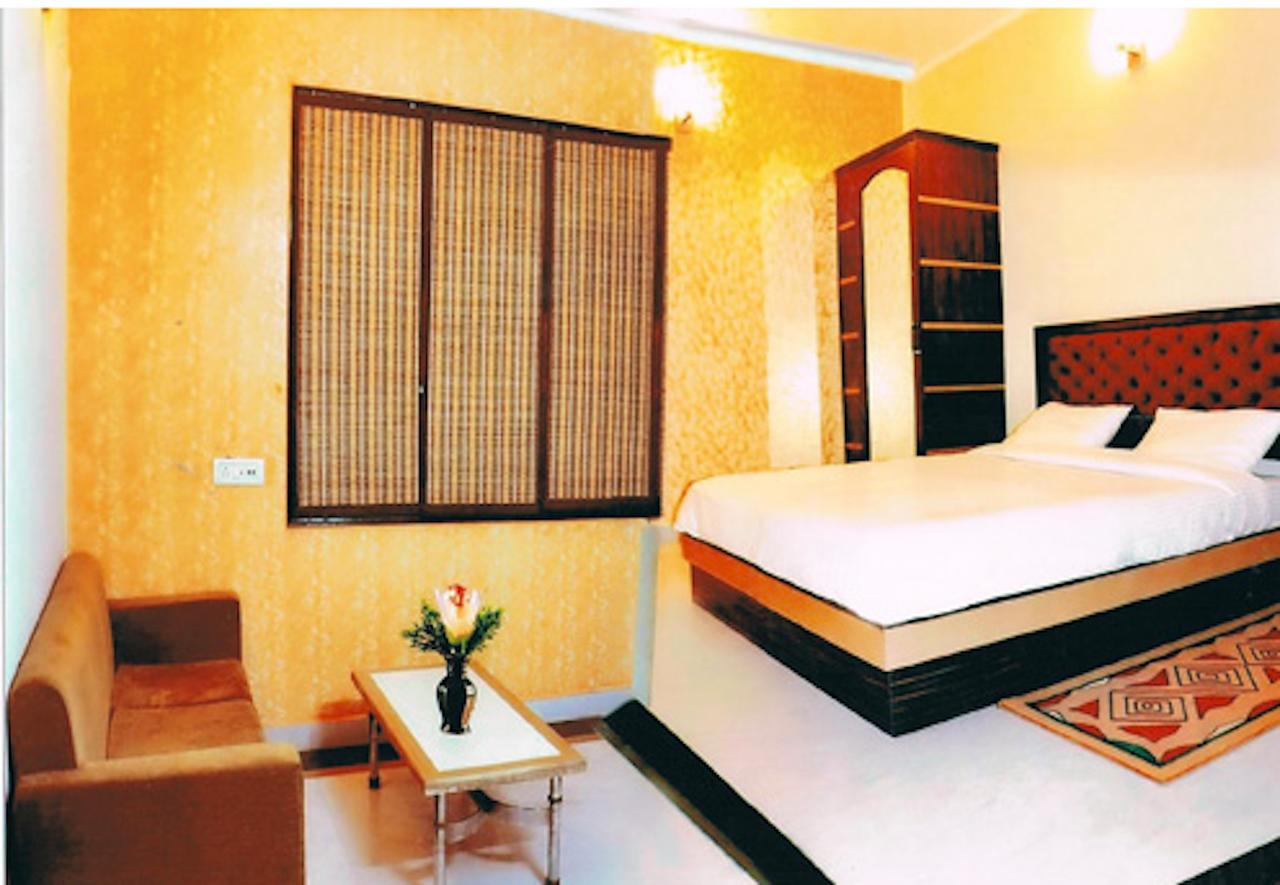 Hotel Traditional Inn New Delhi Exterior photo